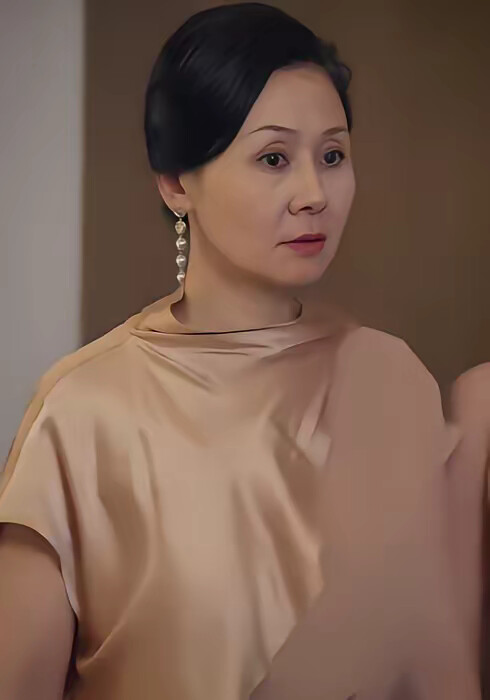《她靠修仙在现代风生水起》剧照