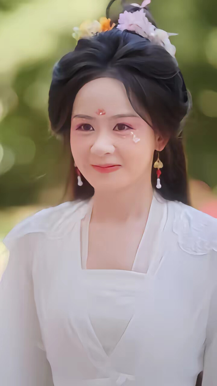 《花仙降世，帝君连夜改追妻剧本》剧照