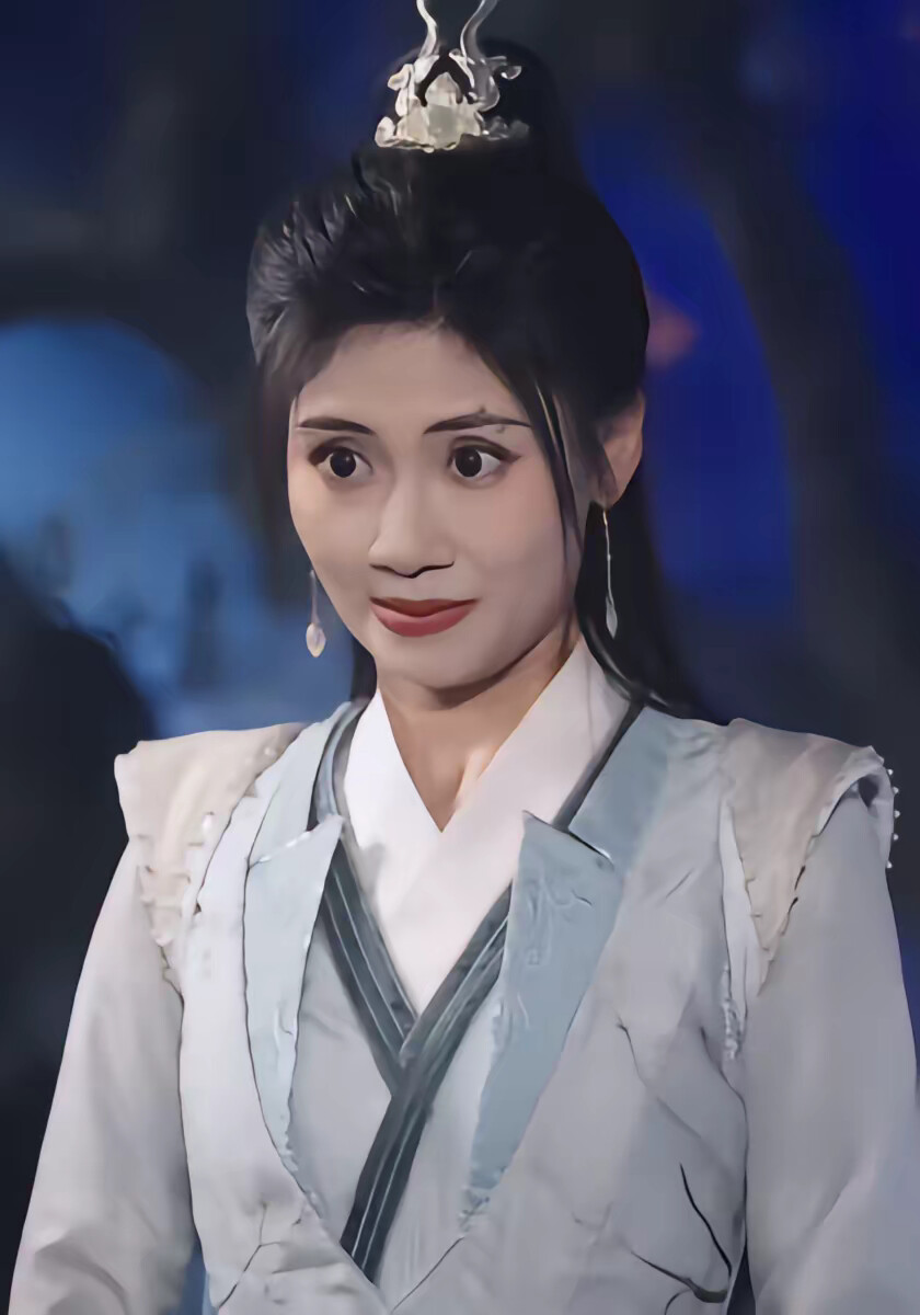 《开局女帝做正宫》剧照