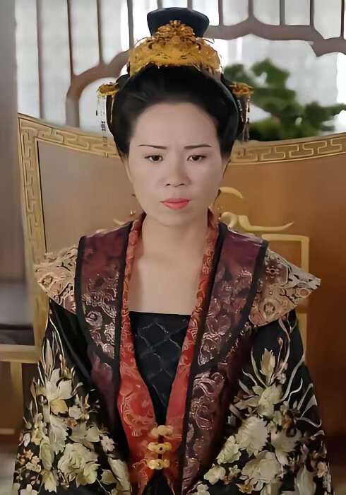 《重生谁还舔皇后》剧照