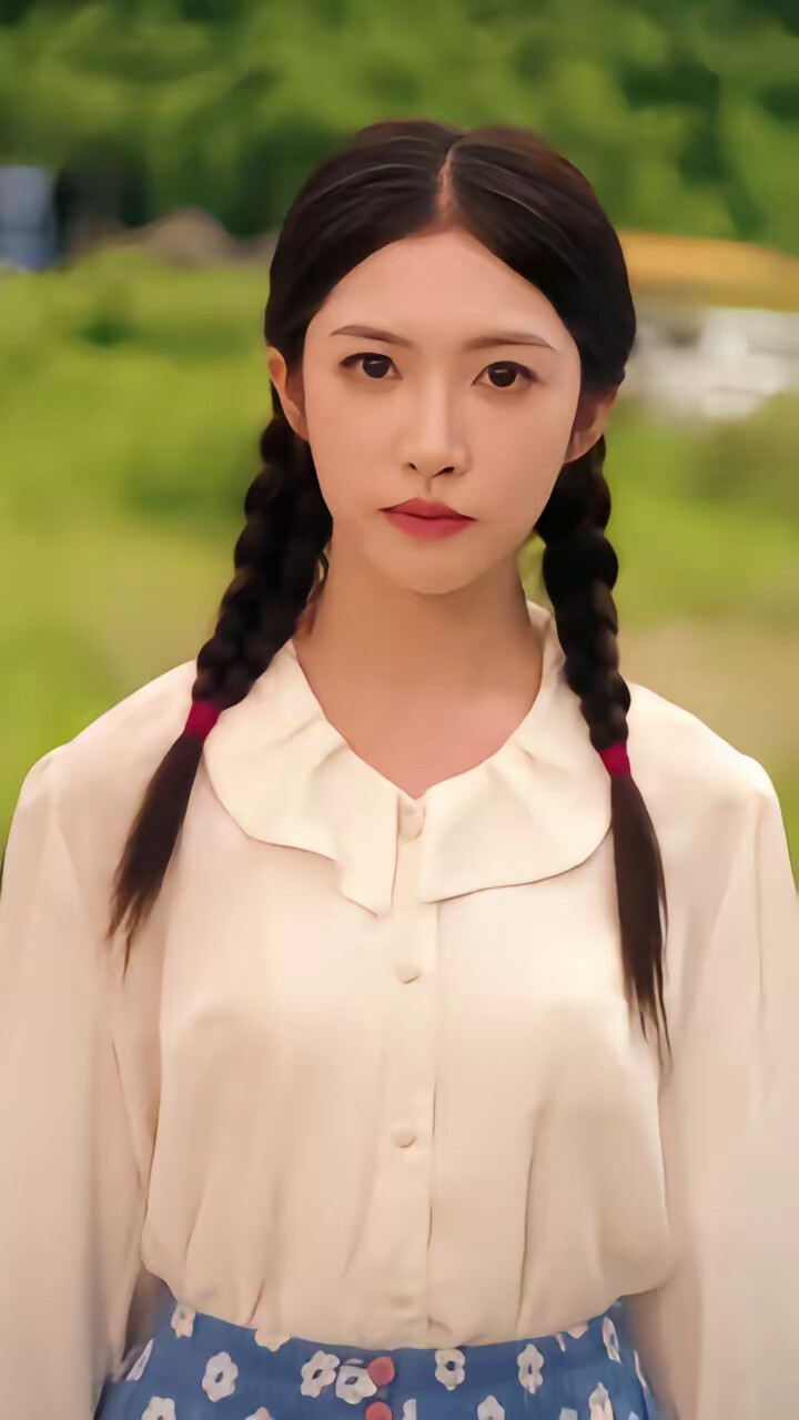 《穿书七零,炮灰女配她又争又抢》剧照