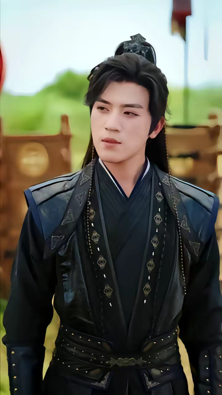 《三个竹马弃娶,我转身嫁太子》剧照