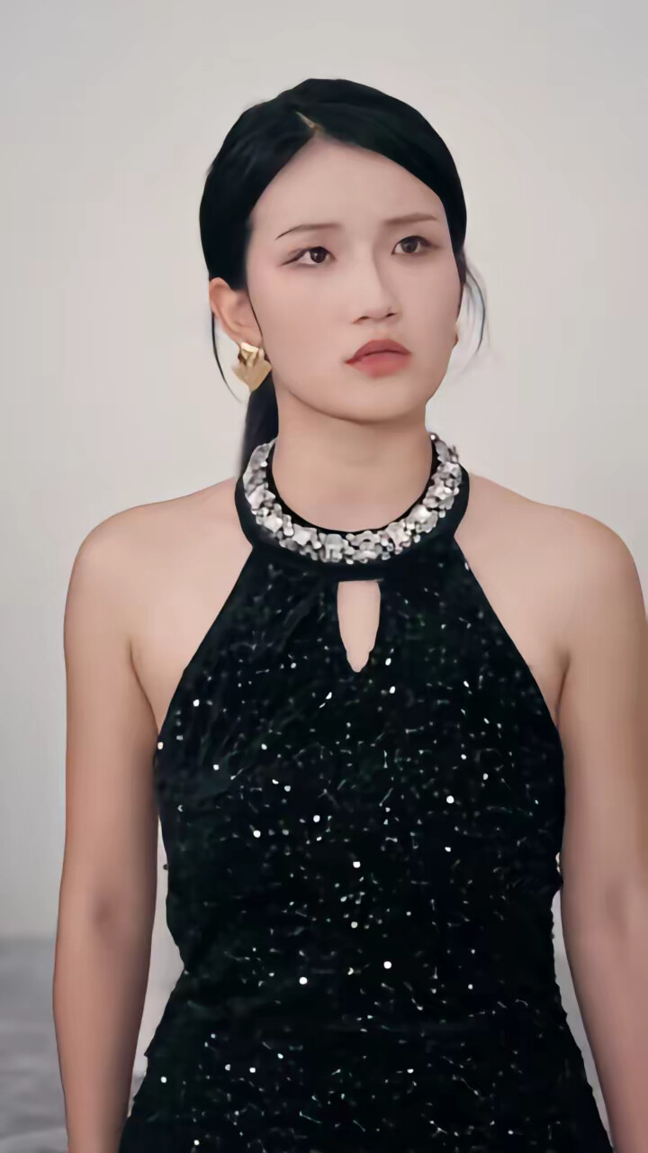 《我本将心对明月》剧照