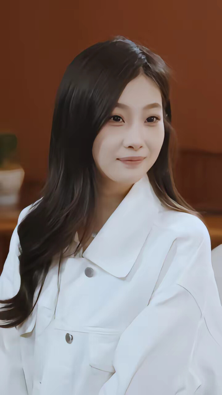 《重生后,在死对头怀里肆意撒娇》剧照