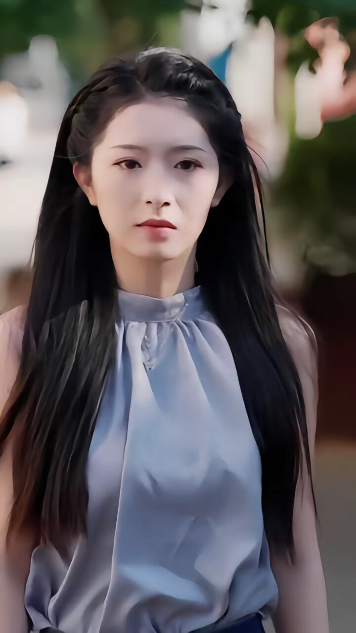 《恋爱脑死后,我重回巅峰》剧照