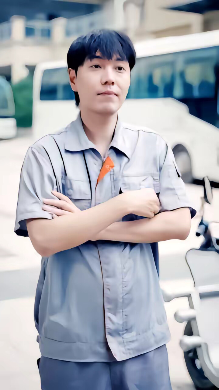 《神级三轮车》剧照