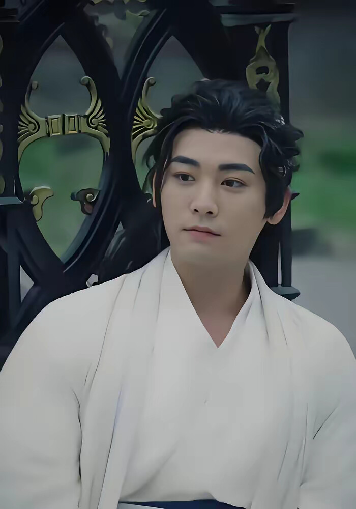 《挖地成宝,炼气三万层》剧照