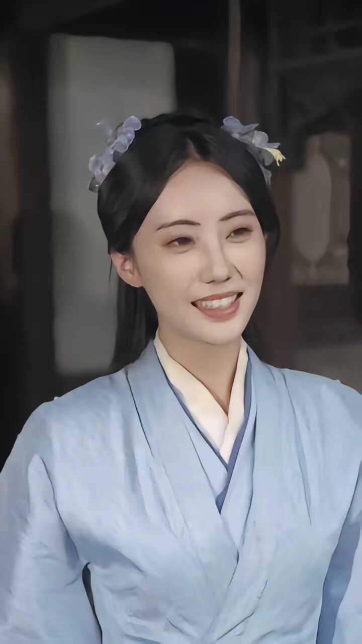 《被休后,带三个福星女儿成名门》剧照