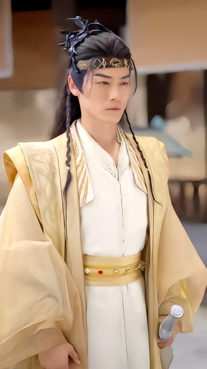 《南疆炼蛊三十载,世人敬我如敬神》剧照