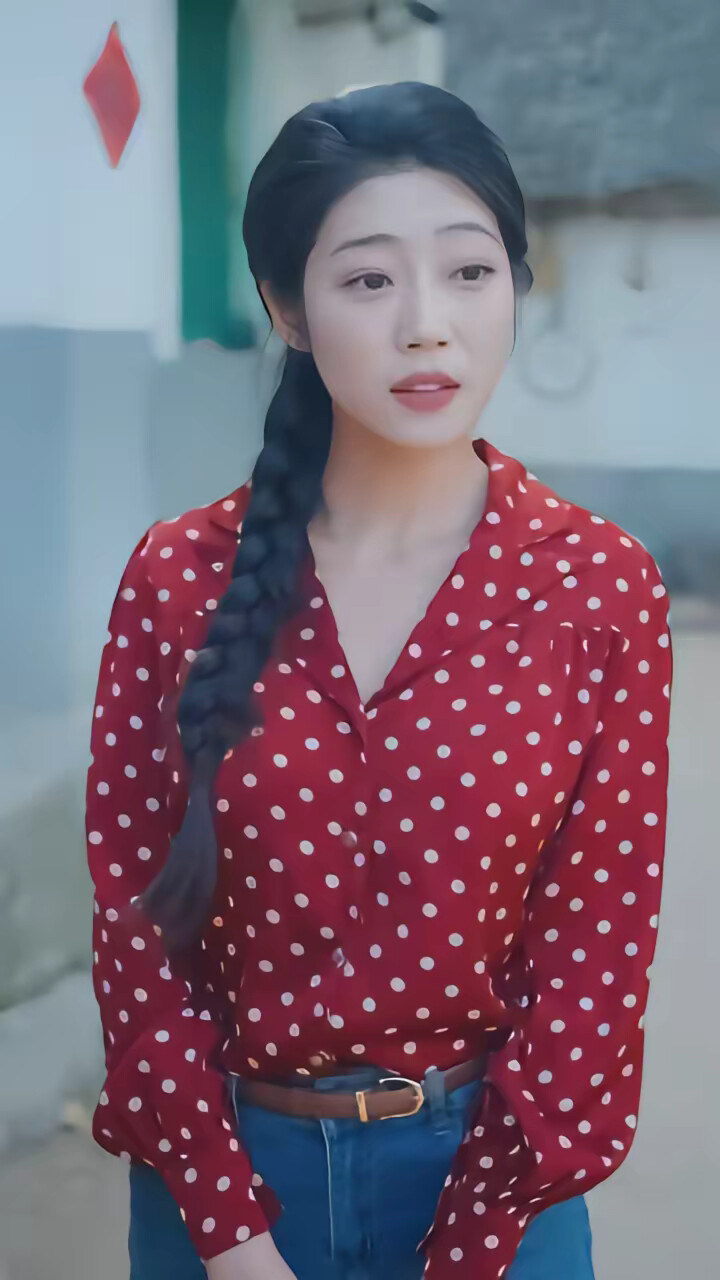 《山村藏龙:谁惹得起》剧照