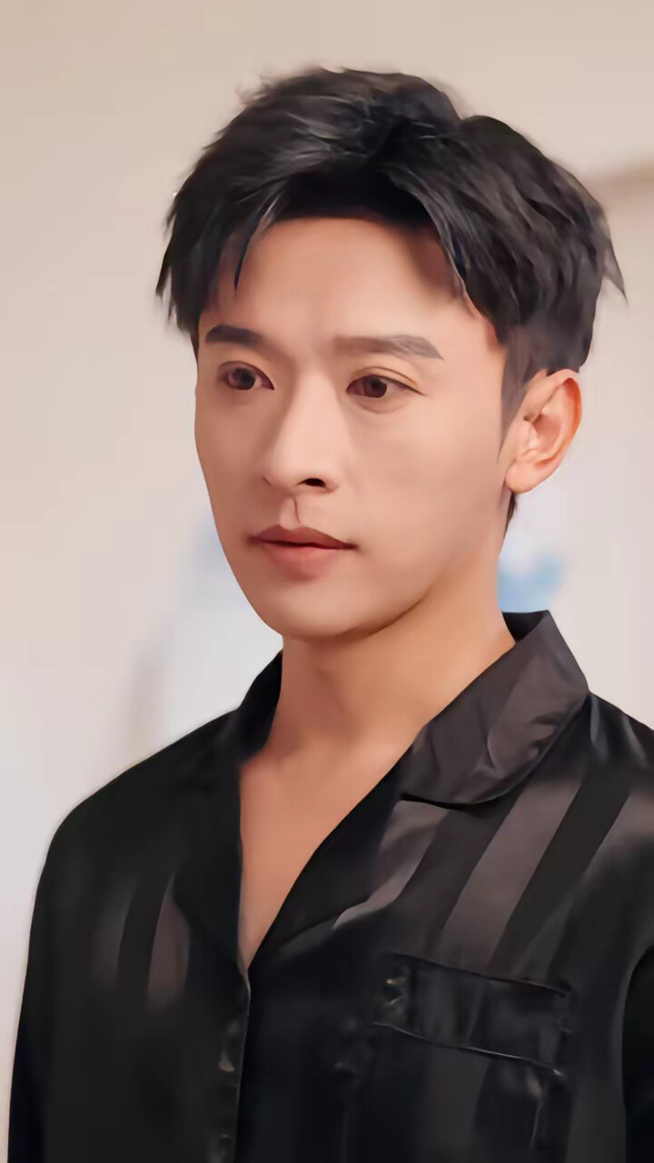 《花语萌宝,养父宠翻天》剧照