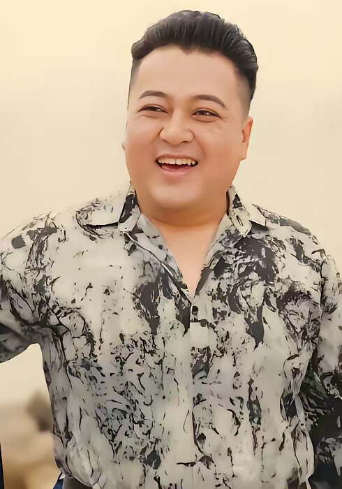 《赶海,鱼货满仓,异瞳娇妻别崇拜》剧照