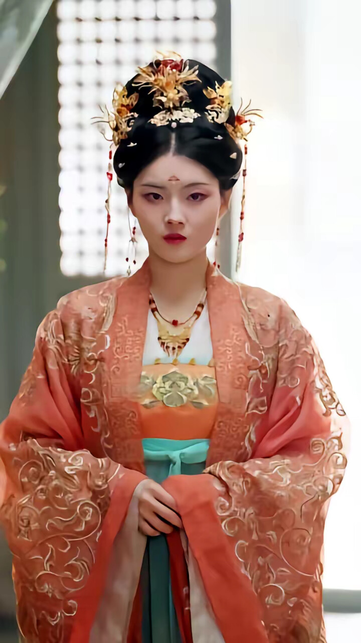 《皇后跑路后成了心尖宠妃》剧照