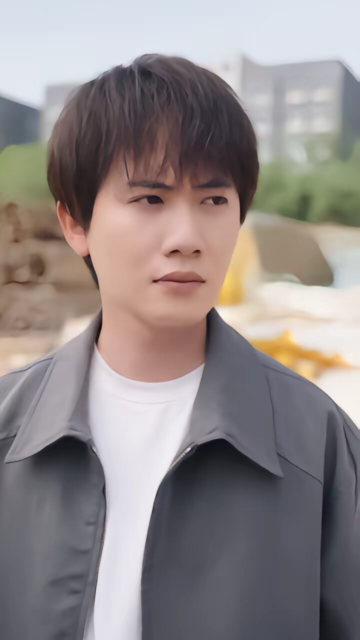 《布衣神相》剧照