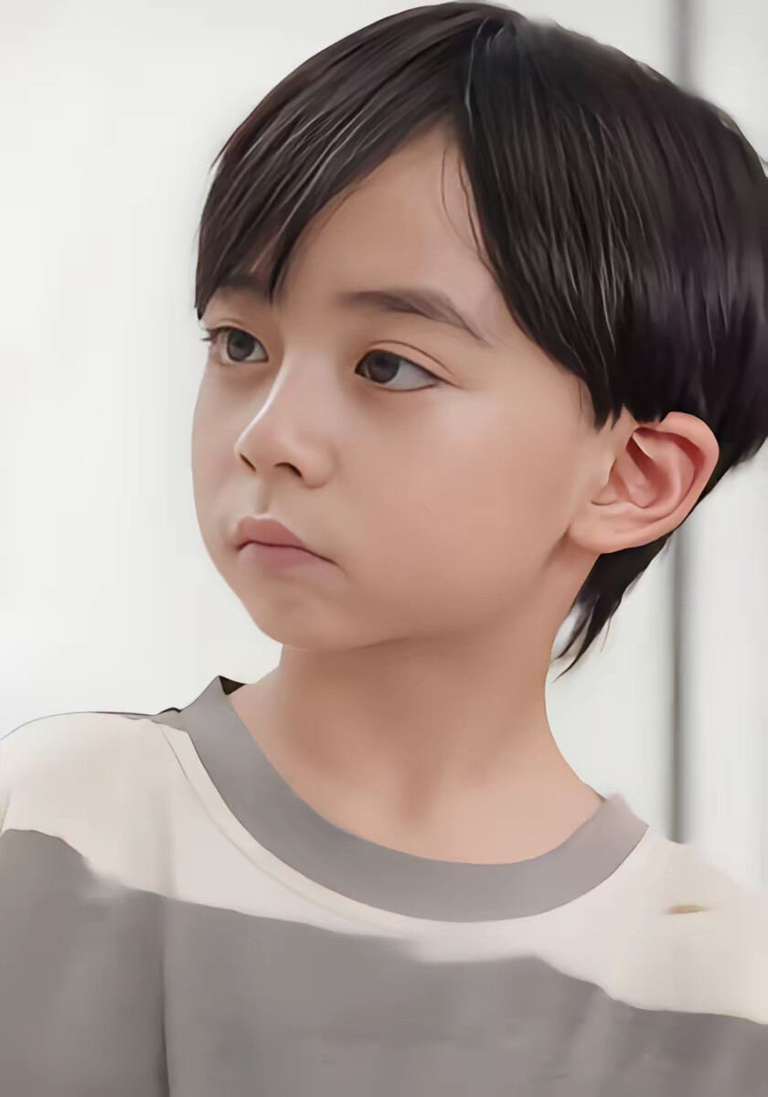 《穿书反派成团宠》剧照