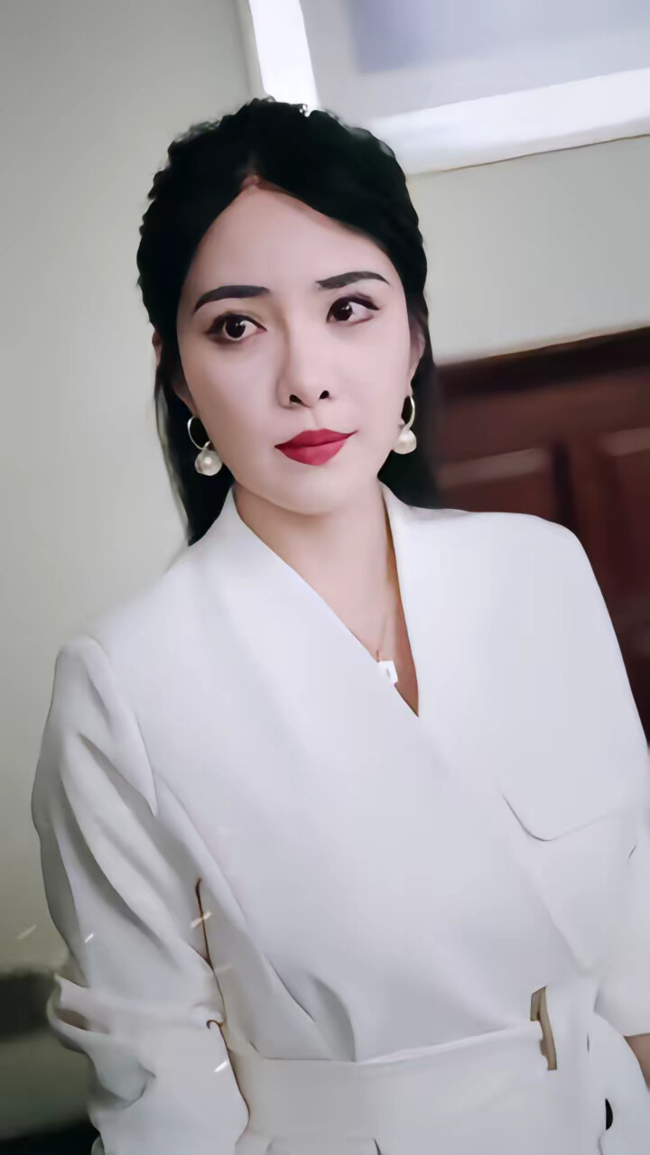 《隐世骄龙》剧照