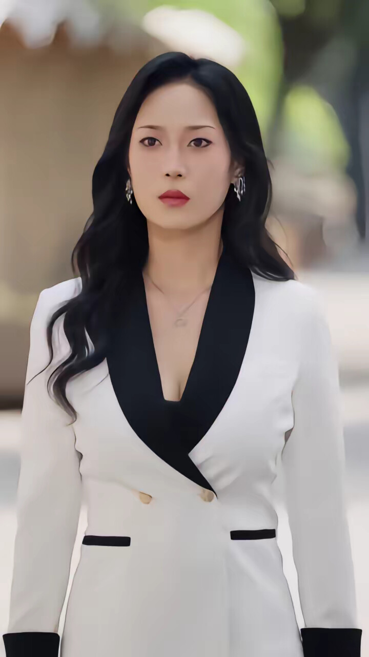 《八零万物听我号令》剧照