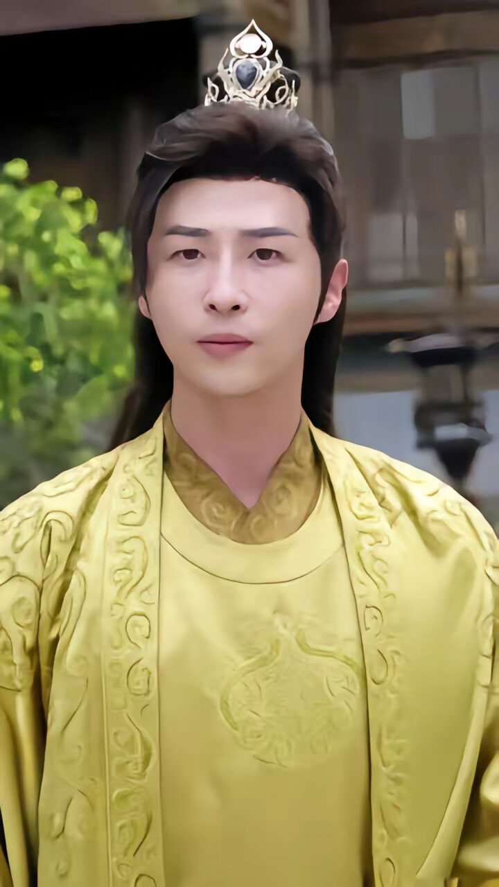 《凤鸾劫:情落金銮殿》剧照