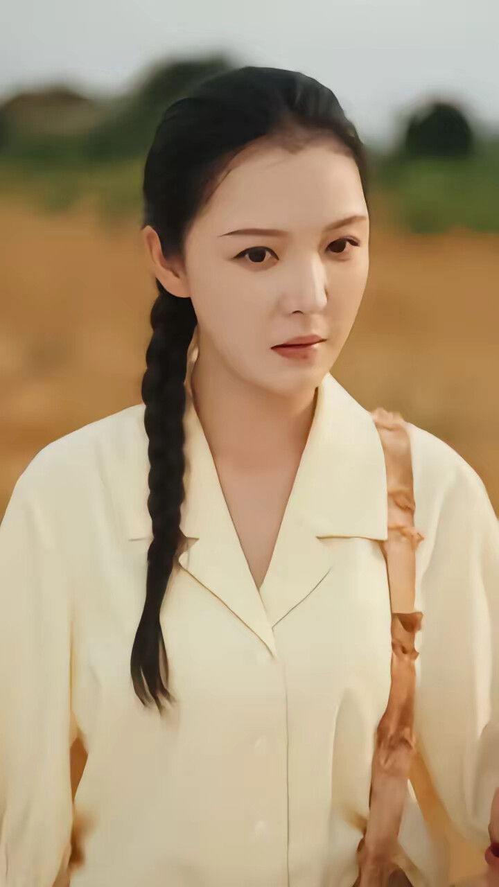 《漠北开荒,我凭空间奔小康》剧照