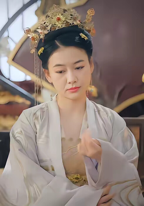 《休夫后，她回家继承帝位》剧照