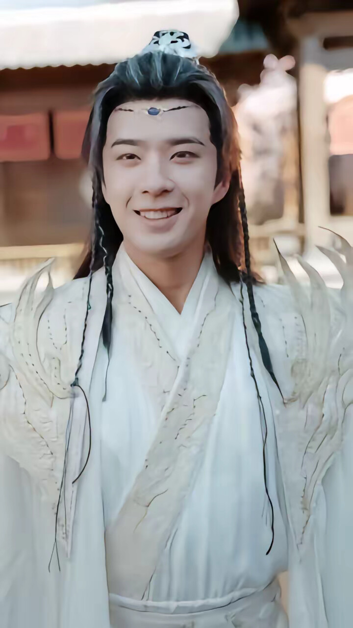 《地府签到千年,投胎气哭女帝》剧照