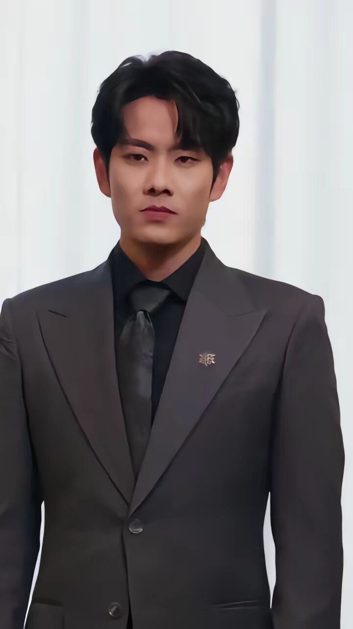 《三年契约后,他封心锁爱》剧照