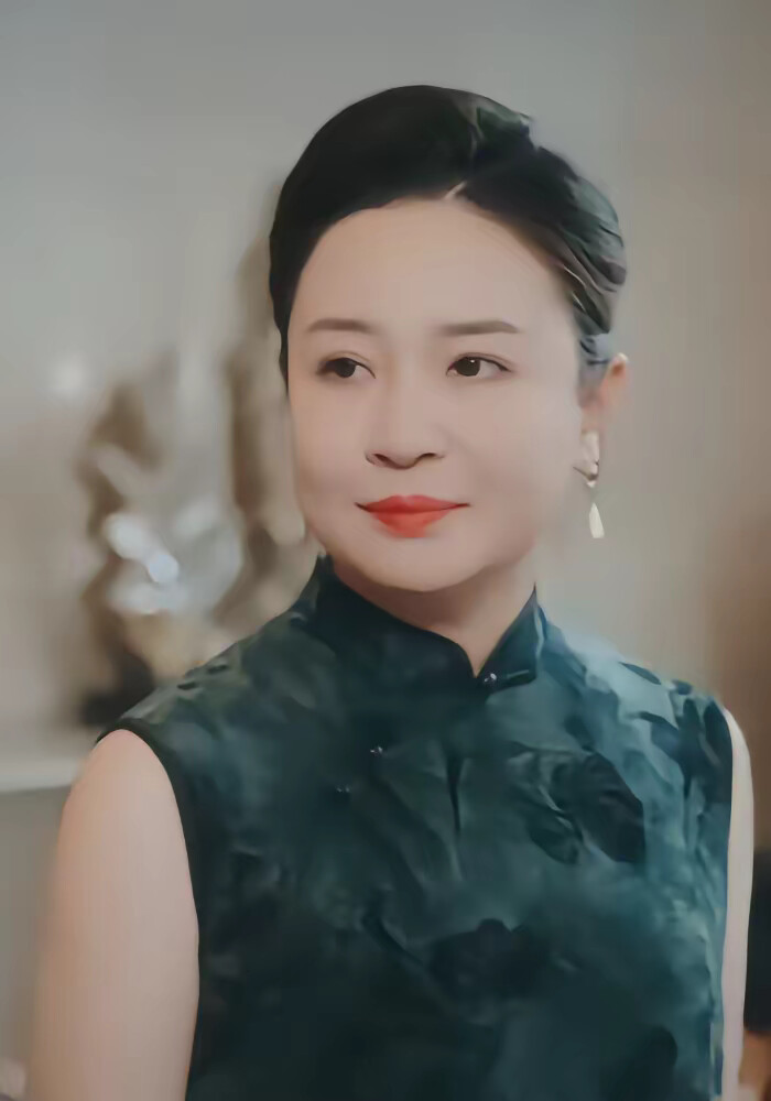 《认亲后，误入帮派成团宠》剧照