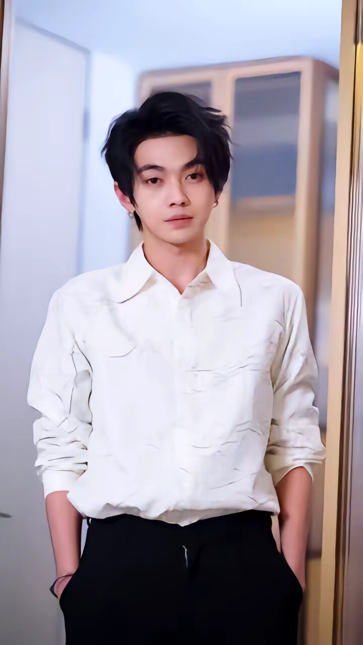 《引她入梦》剧照