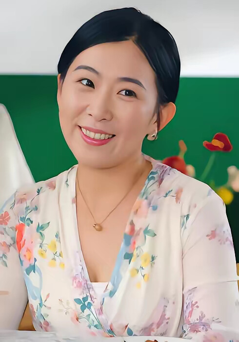 《全能兼职系统，开局钓上行李箱》剧照