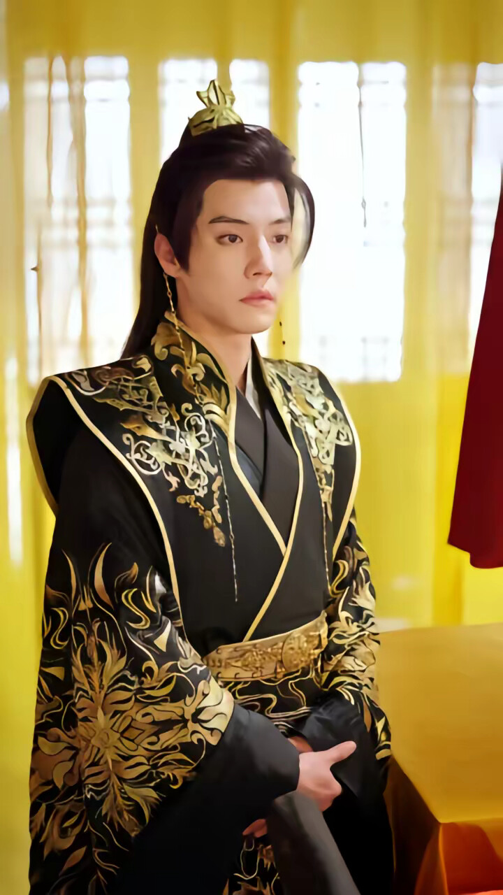 《女帝和她的娇夫殿下》剧照