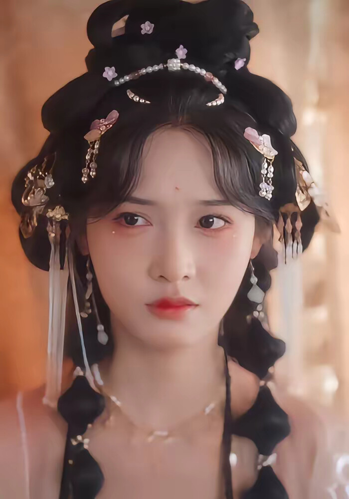 《心累,反派每天只想贴贴》剧照