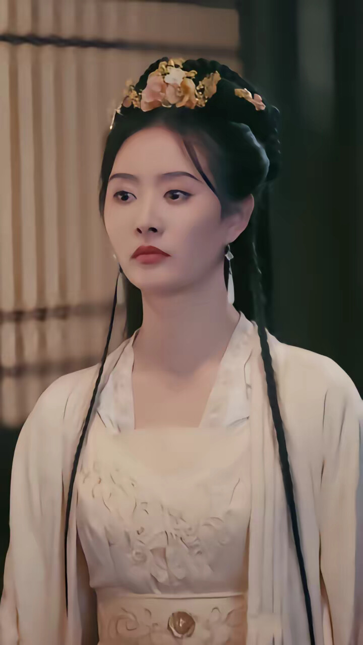 《烬中逢君》剧照