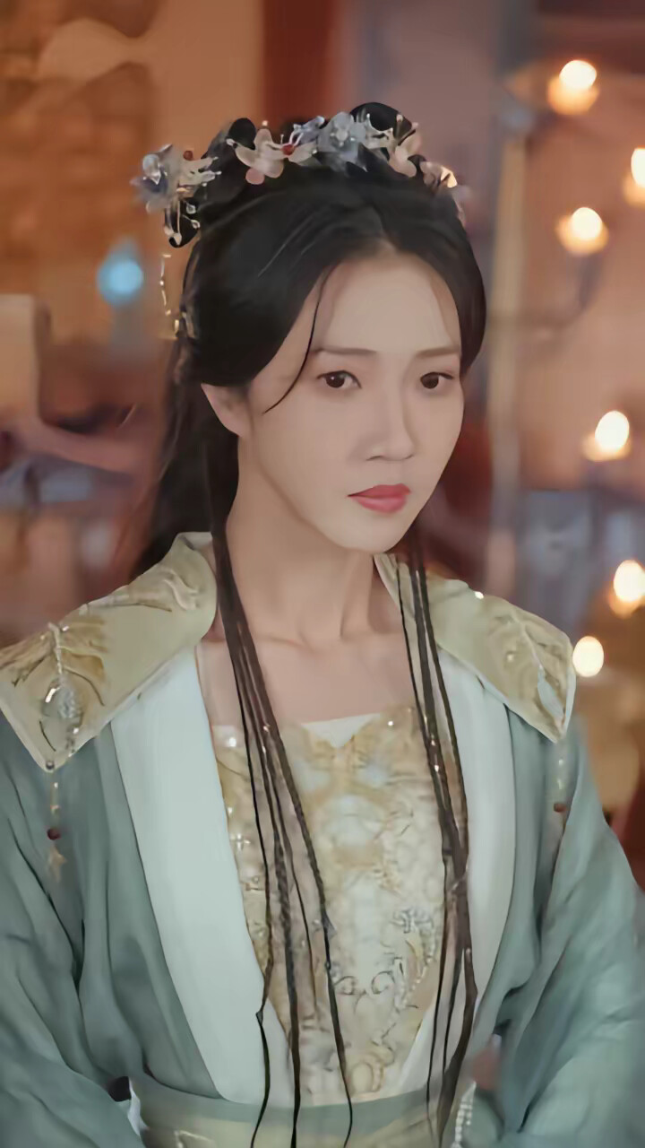 《穿古通今,她娇养战神王爷》剧照