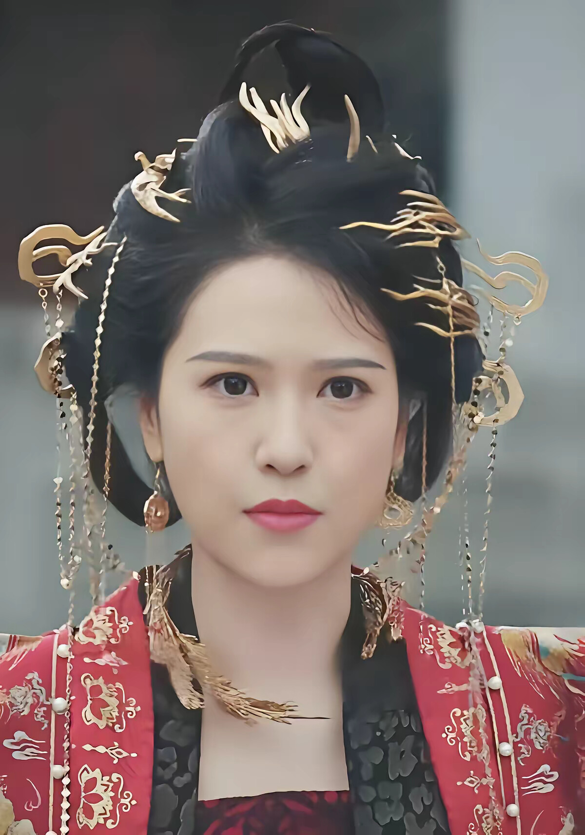 《质子十八年归来万人嫌》剧照