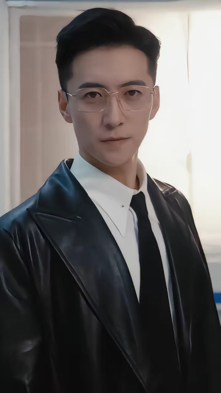 《千金归来,她亲爹是超绝女儿奴》剧照