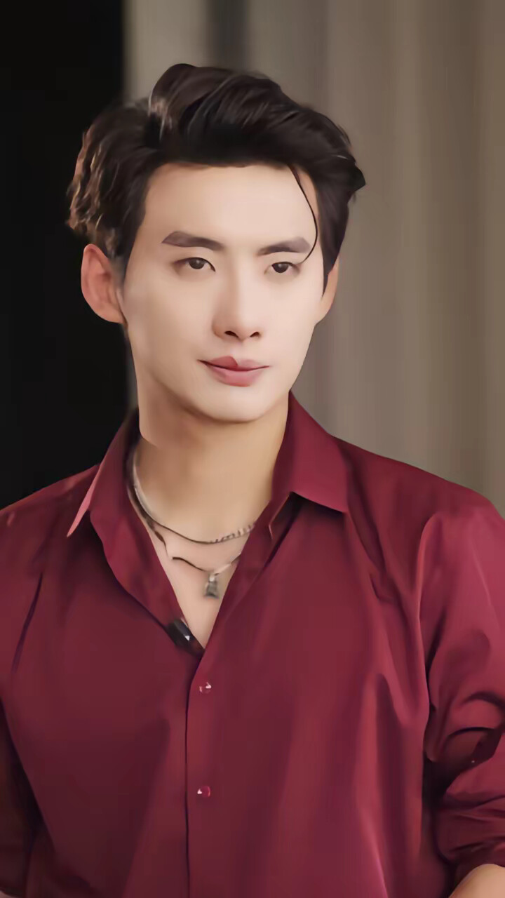 《我怀崽他孕吐,三胎团宠我赢麻了》剧照