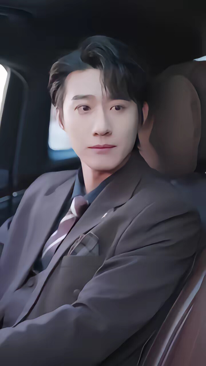 《隐姓埋名五年她凭崽崽逆风翻盘》剧照