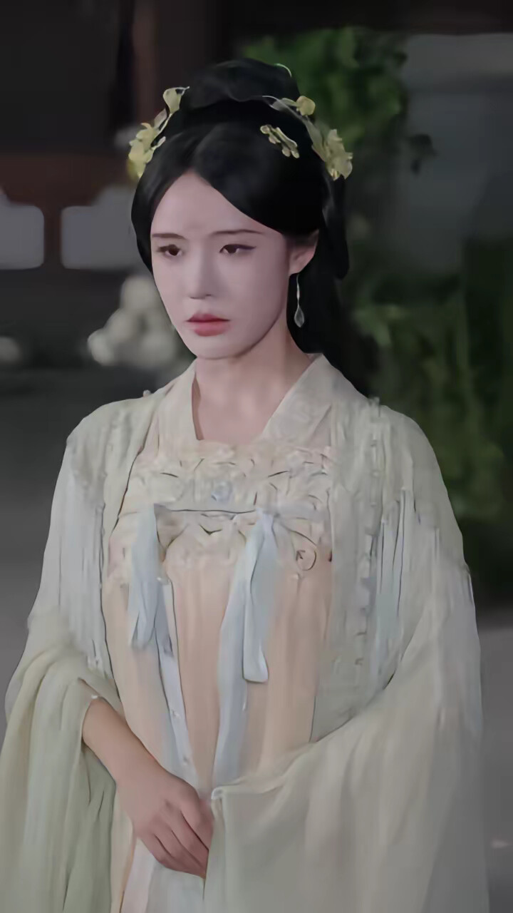 《被偷听心声后,娘娘独占君宠》剧照