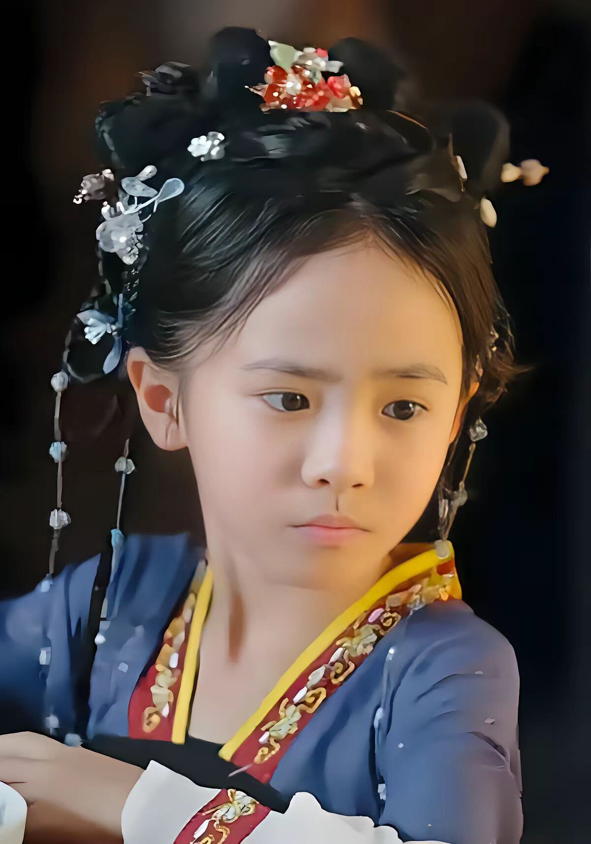 《开局废材女配,我带全家逆风翻盘》剧照