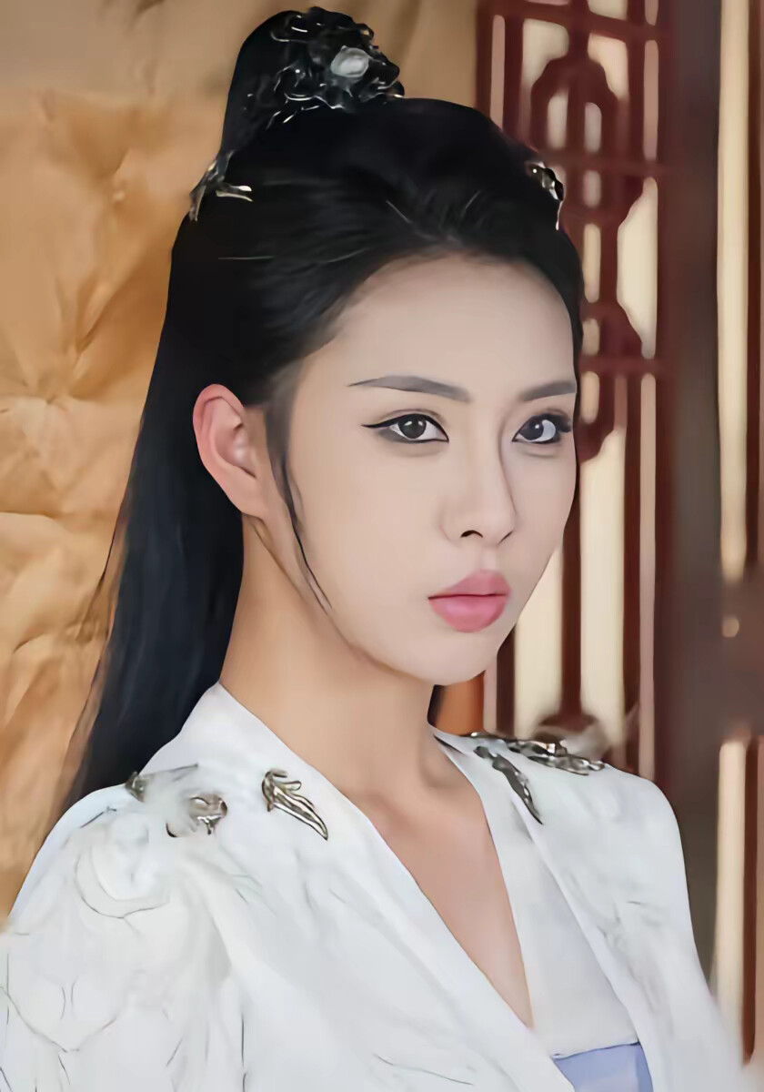 《功德锤王,女帝被我锤懵了》剧照