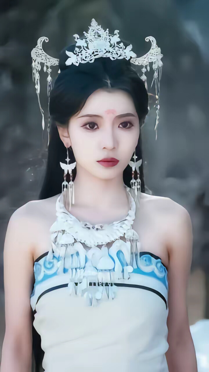 《人鱼夫君狂宠我，妹妹后悔哭了》剧照