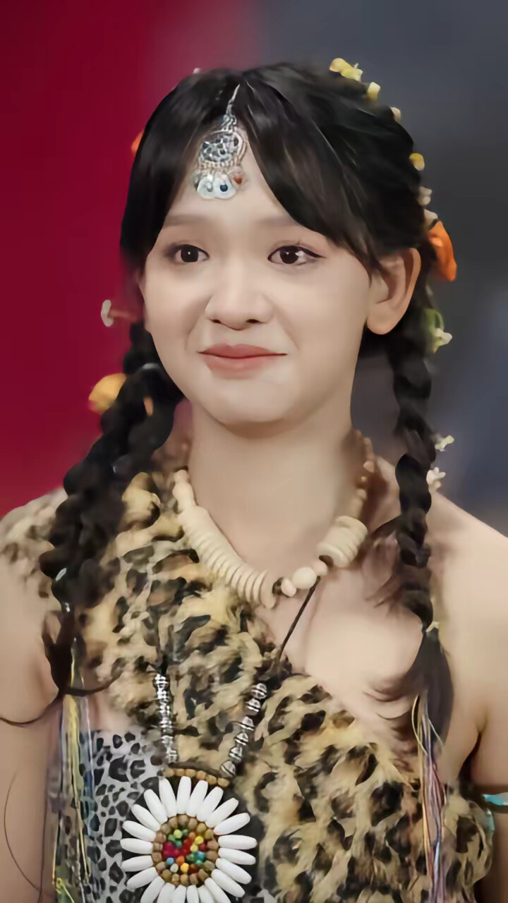 《丑女大翻身之情动蛮荒》剧照