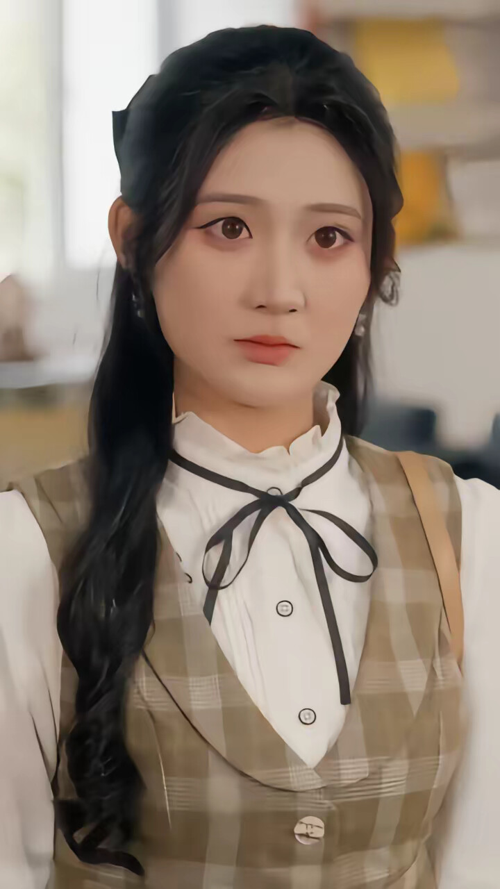 《重回那夜,校花你听我狡辩》剧照