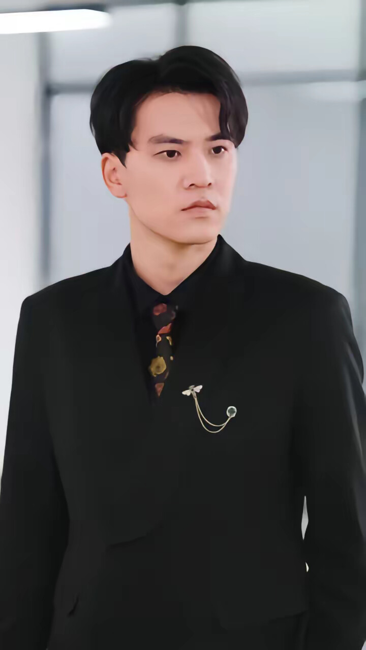 《相亲当天我和老板领证结婚了》剧照