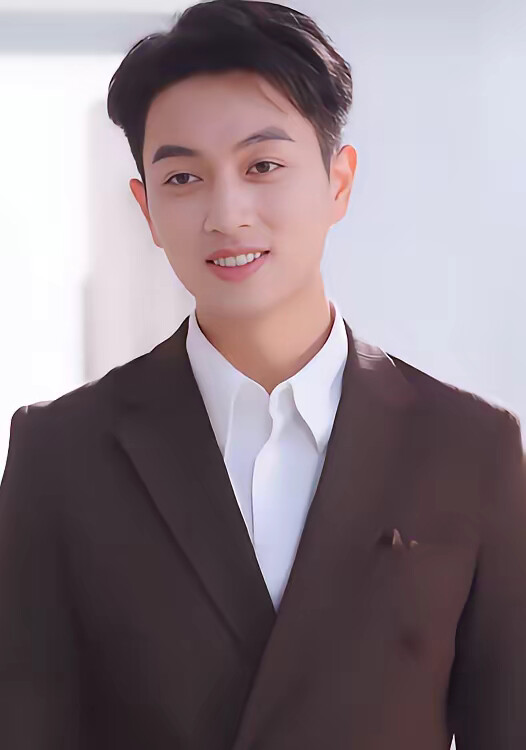 《未来女儿找上门孩子她妈是校花》剧照