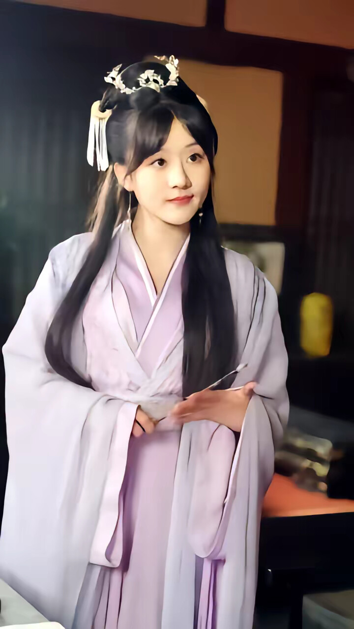 《回到古代当画圣》剧照