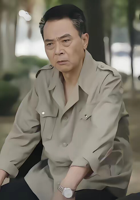 《退休返聘之一鸣惊人》剧照