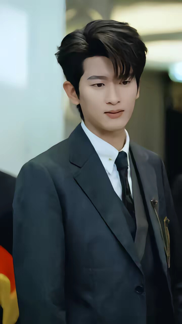 《我有以假乱真系统》剧照