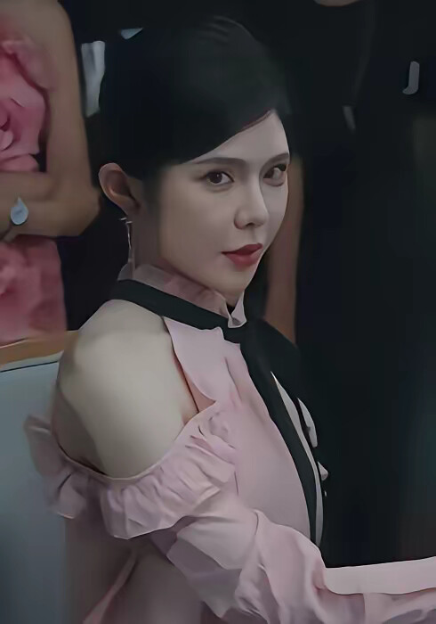 《桌上的秘密》剧照