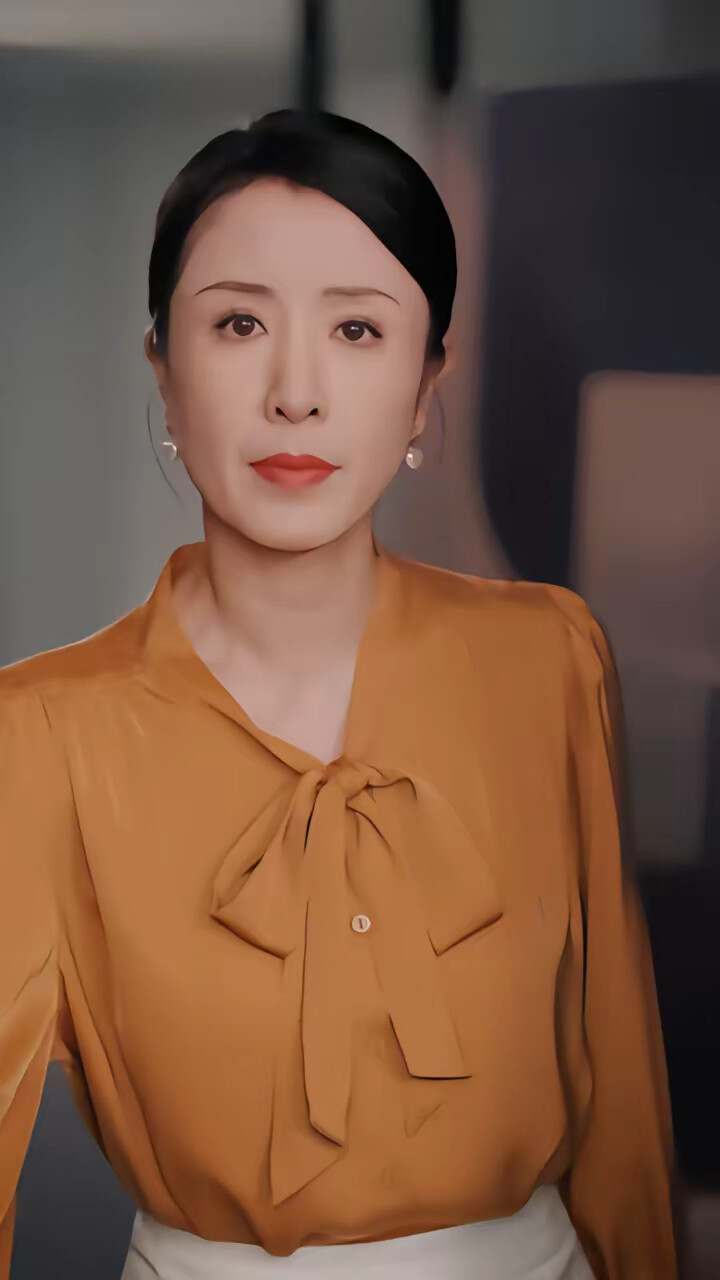《人到四十,误嫁豪门》剧照